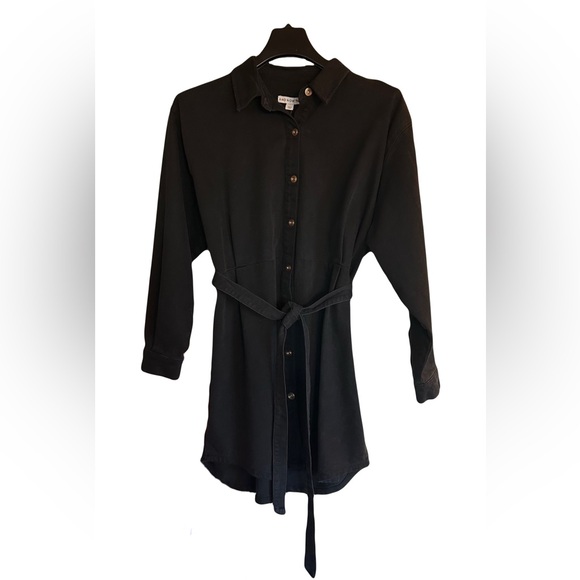 AND NOW THIS Woman’s denim jacket. Size Large - Picture 5 of 5